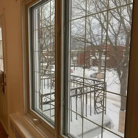 Free Parking, Beautiful 4 1/2- 2 Bedroom Apartment Montreal Exterior photo